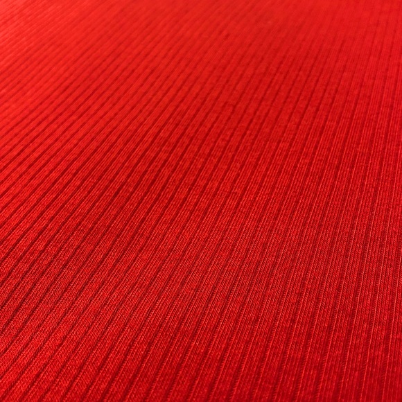 Guess Red Ribbed Cutout Tee ♥️⁉️ - Picture 6 of 7